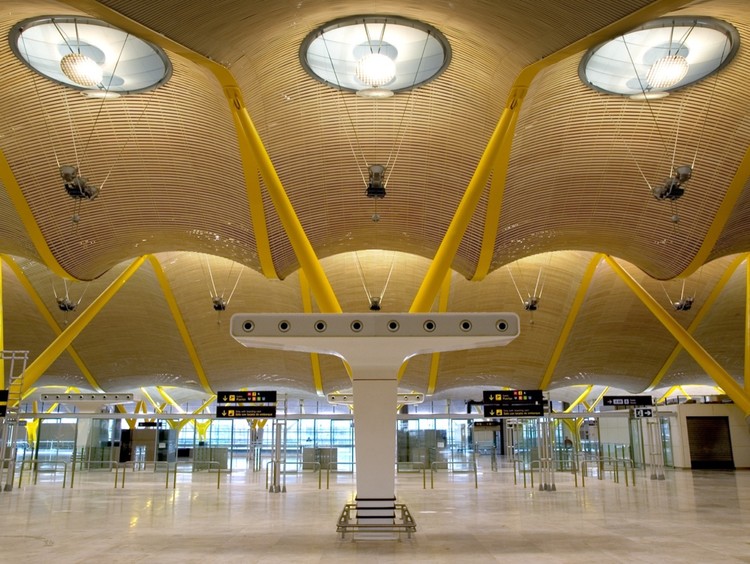 Interior Aeropuerto Madrid Barajas