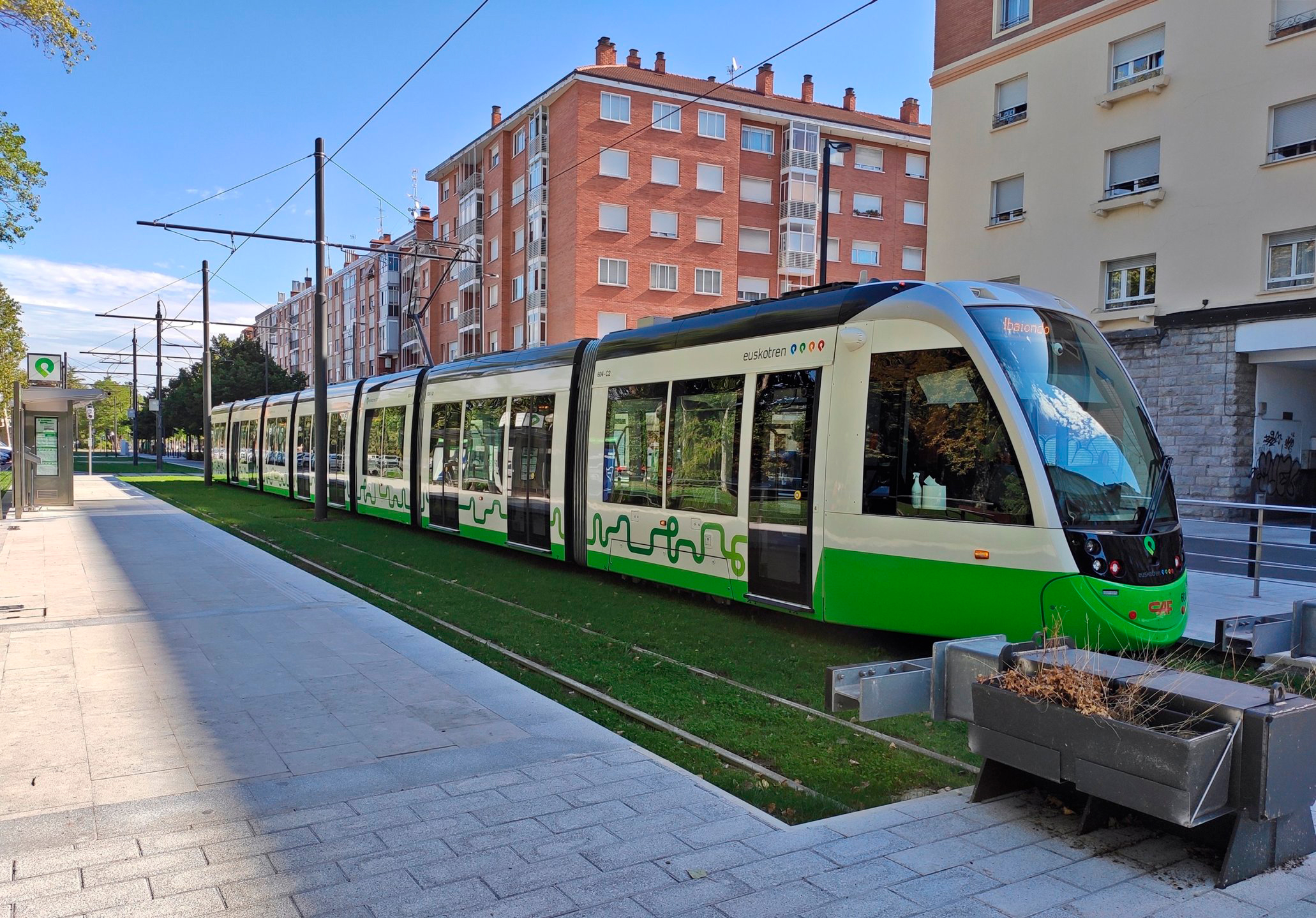2011. Tranvía de Vitoria-Gasteiz, un proyecto de futuro.